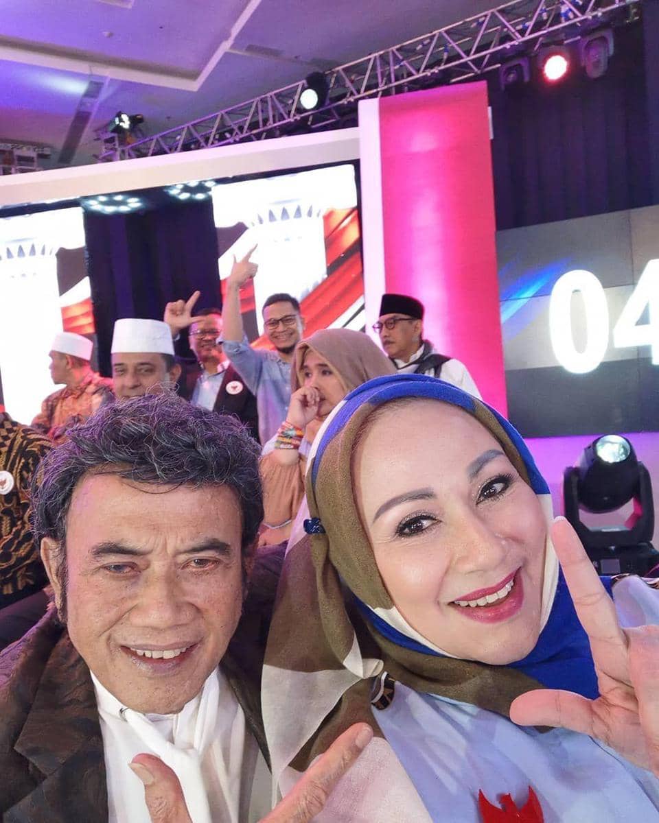 Instagram.com/cameliamalik234