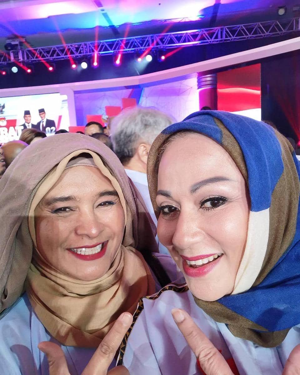 Instagram.com/cameliamalik234