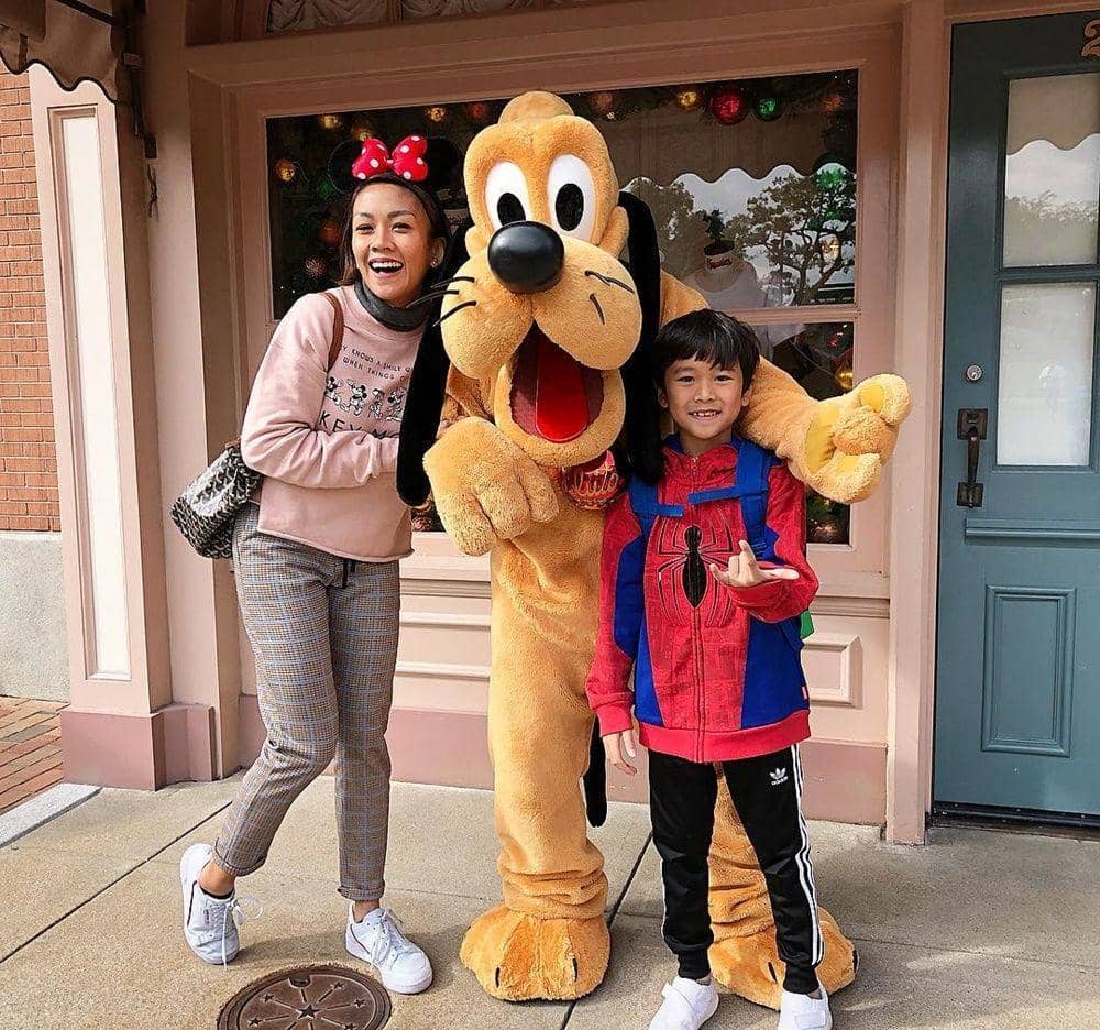 Instagram.com/melanieputria