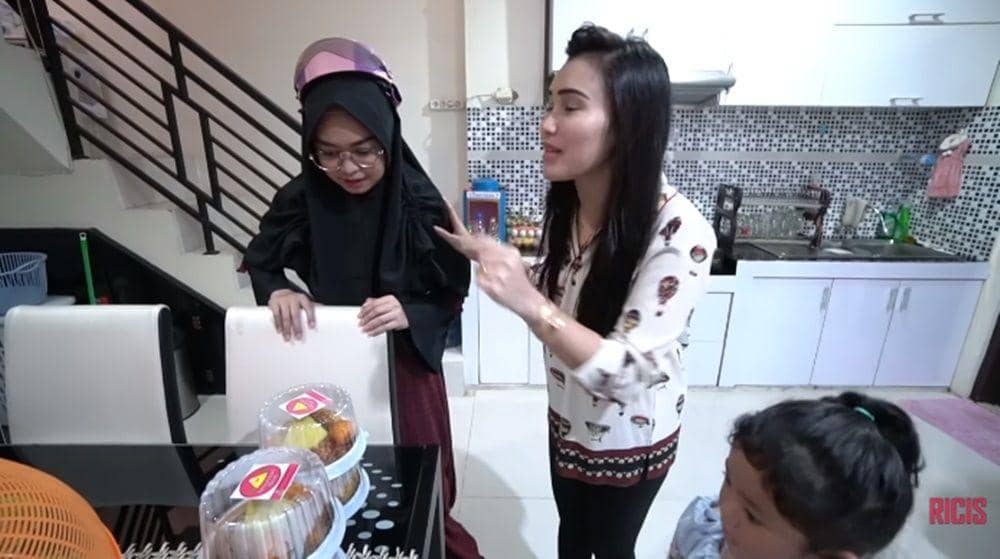 YouTube.com/Ria Ricis