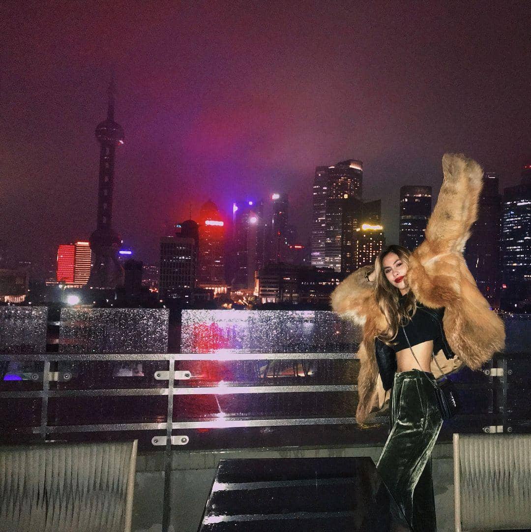 Instagram.com/valerieethomas