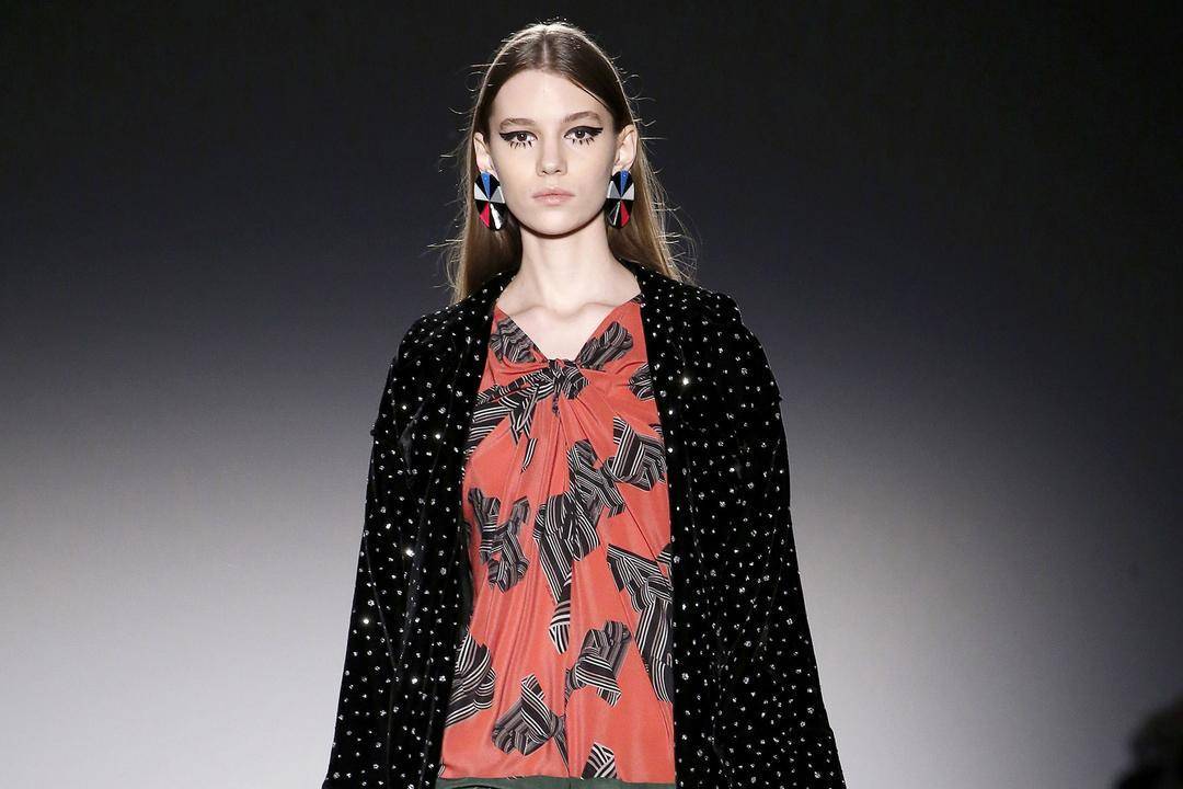 5 Inspirasi Busana Imlek yang Bisa Kamu Tiru dari Madrid Fall 2019