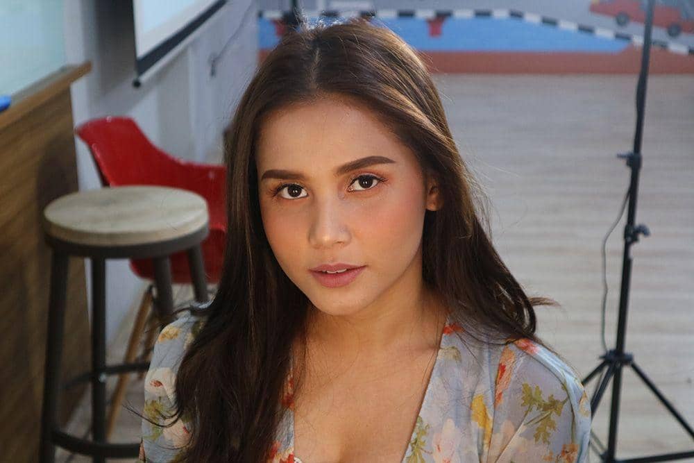 Popbela.com/Grace Kelly