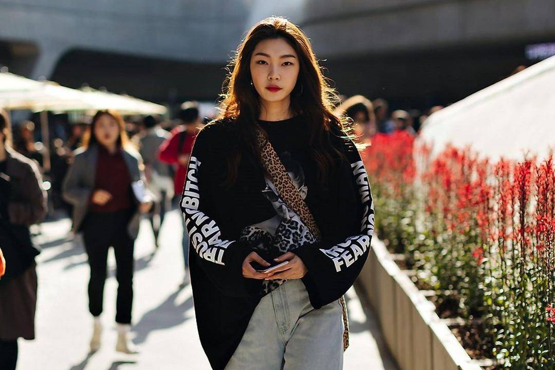 Ingin Tampil Kekinian? Ini Dia Fashion Item yang Harus Kamu Punya