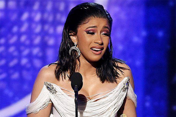 Dikenal Sebagai Rapper Ternama, Cardi Jadi Korban Cyberbullying