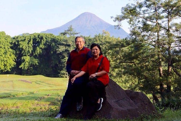 Instagram.com/aniyudhoyono