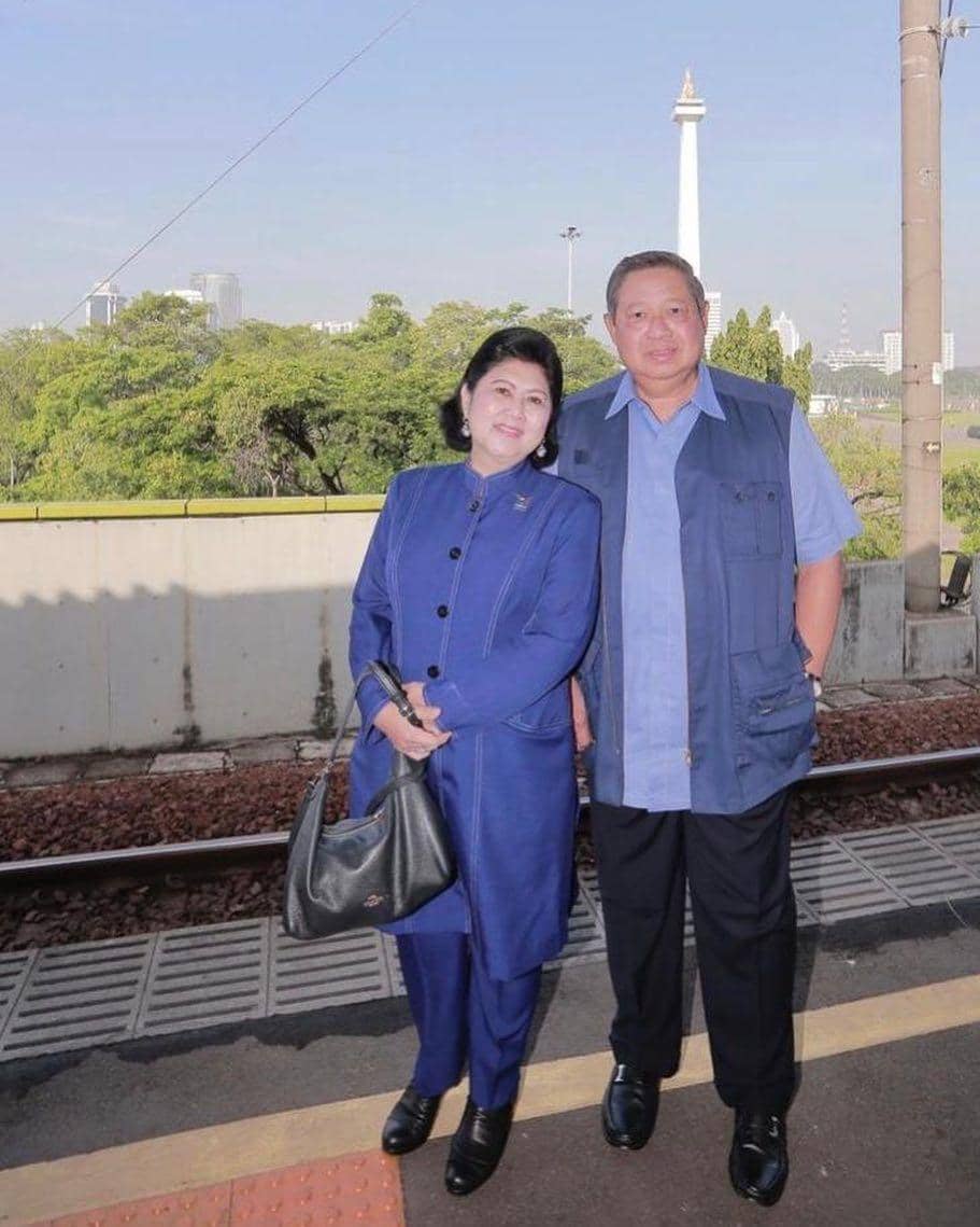 Instagram.com/aniyudhoyono