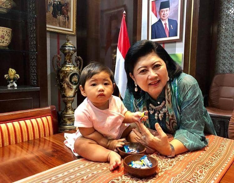 Instagram.com/aniyudhoyono