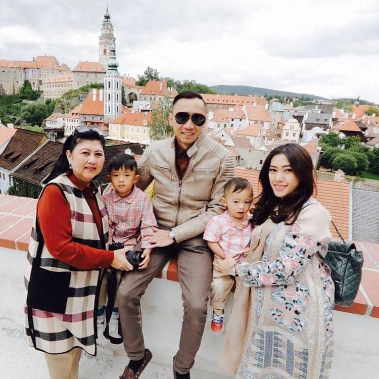 Instagram.com/ibasyudhoyono