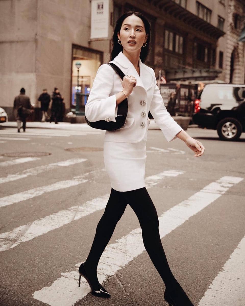 Instagram.com/nicolewarne