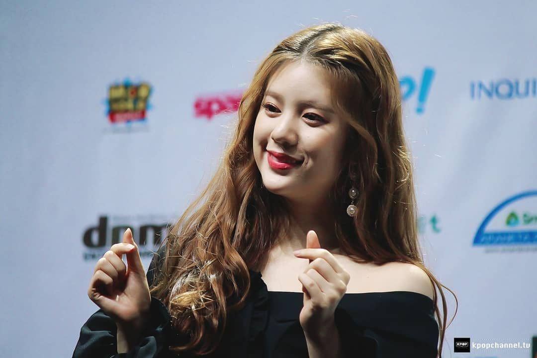 instagram.com/daisy.mmld