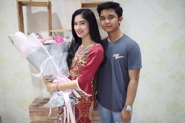 Instagram.com/ochi24