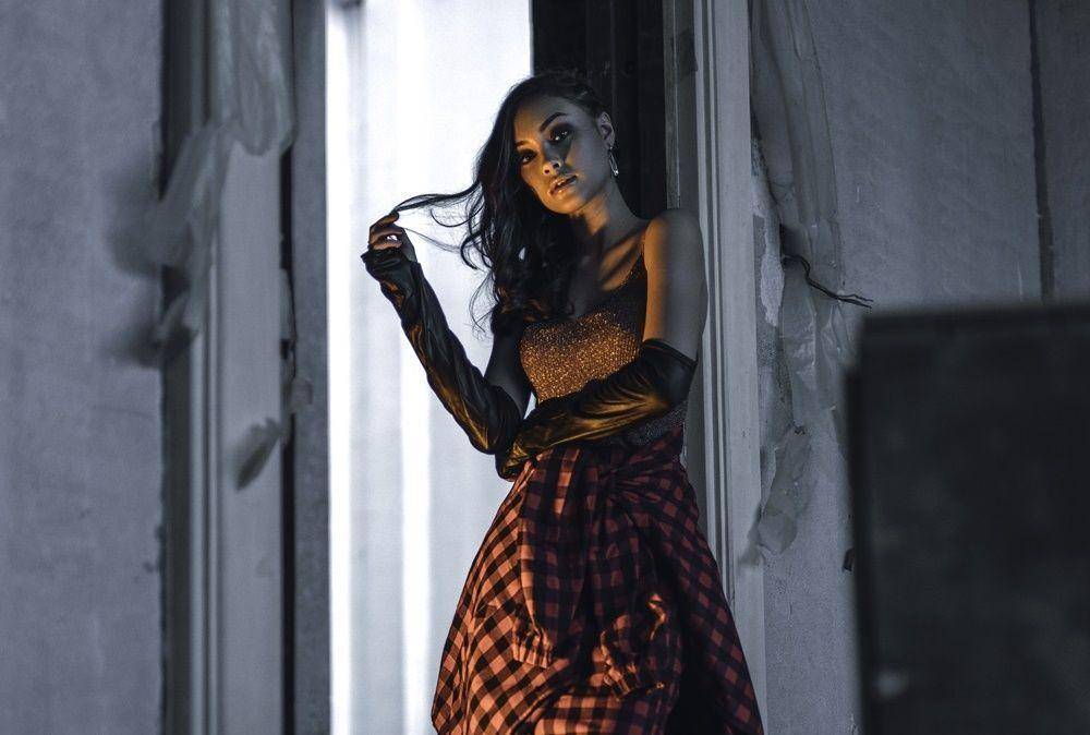 #IAMREAL: Caitlin Halderman dan Karier Aktingnya yang Penuh Kejutan