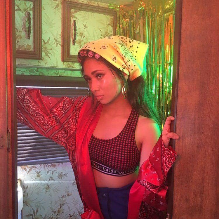 instagram.com/nikizefanya