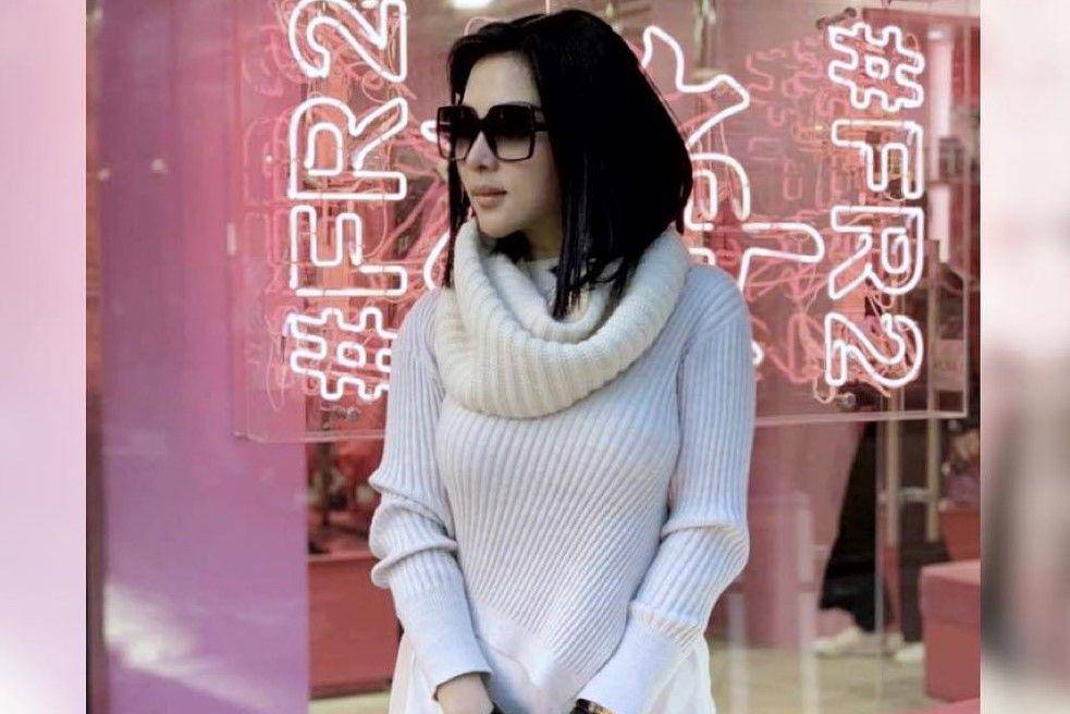 Selalu Cetar, Ini 7 OOTD Syahrini di Jepang