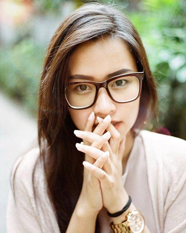 instagram.com/twindyrarasati