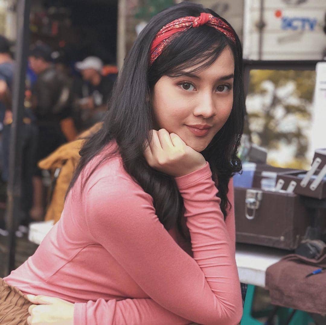 Instagram.com/@anyageraldine