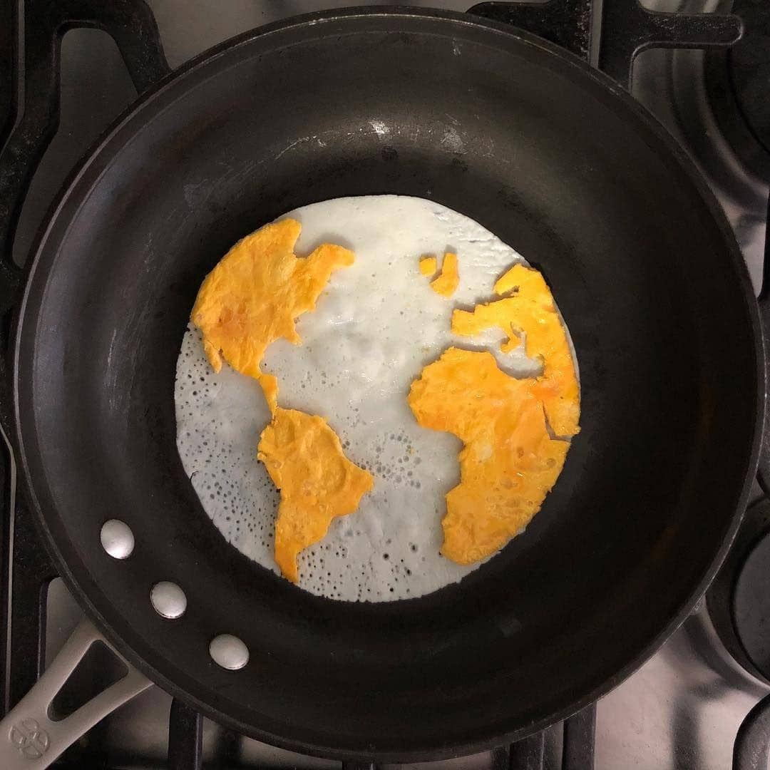 Instagram.com/the_eggshibit