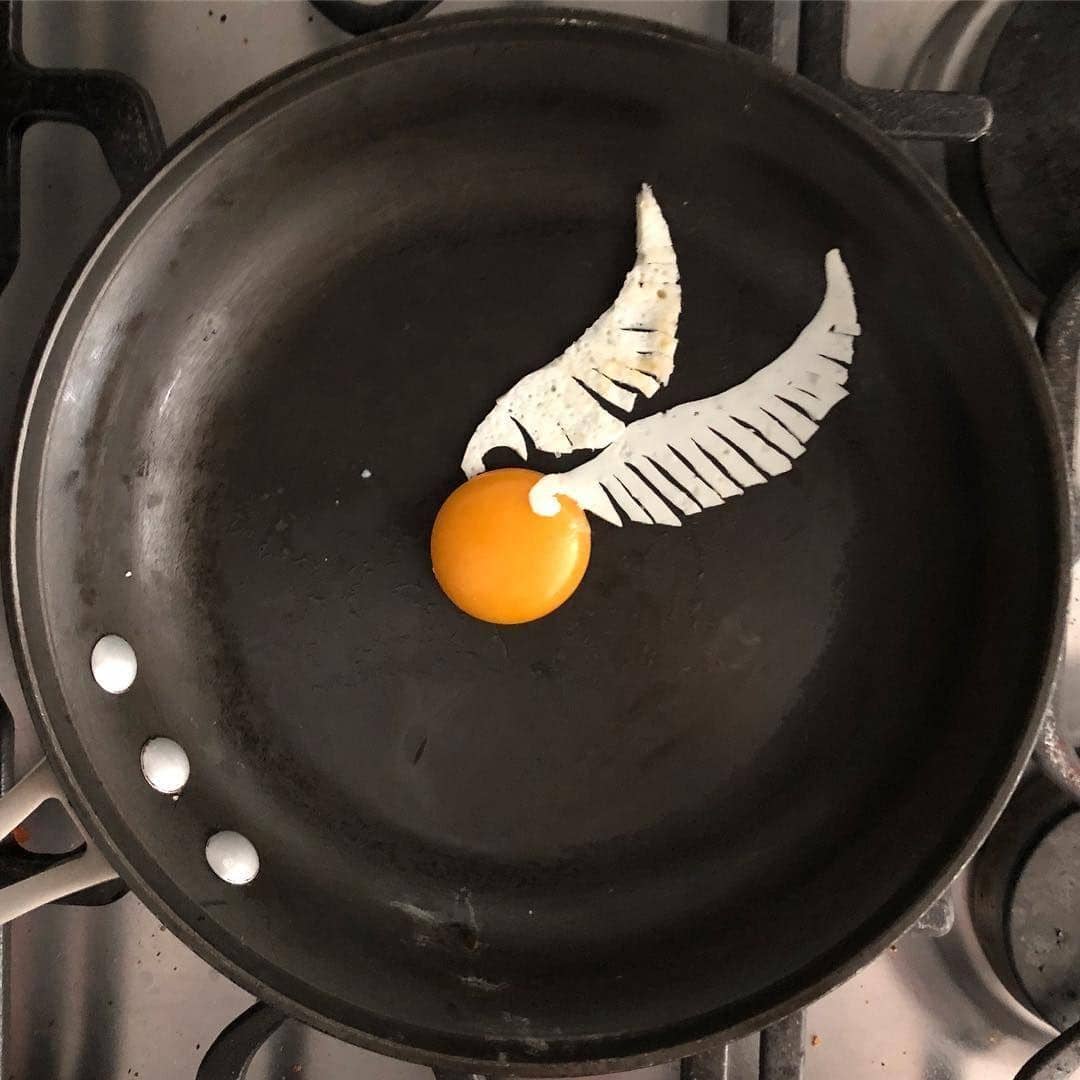 Instagram.com/the_eggshibit