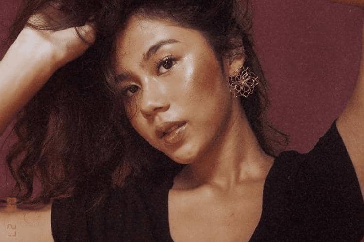 instagram.com/@cakecaine