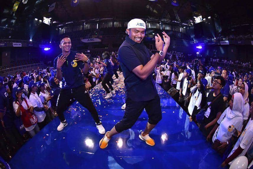 Instagram.com/ahmadsahroni88