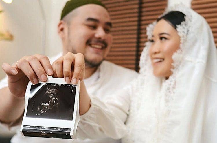 Instagram.com/radhini_