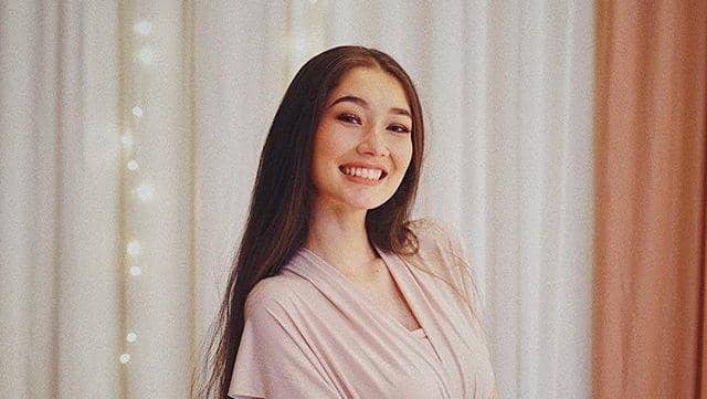 Instagram.com/devinaureel