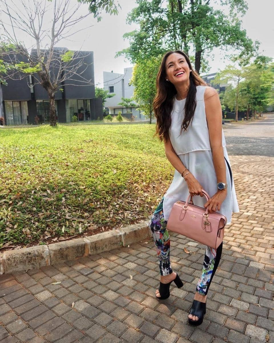 Popbela.com/@nadinelist