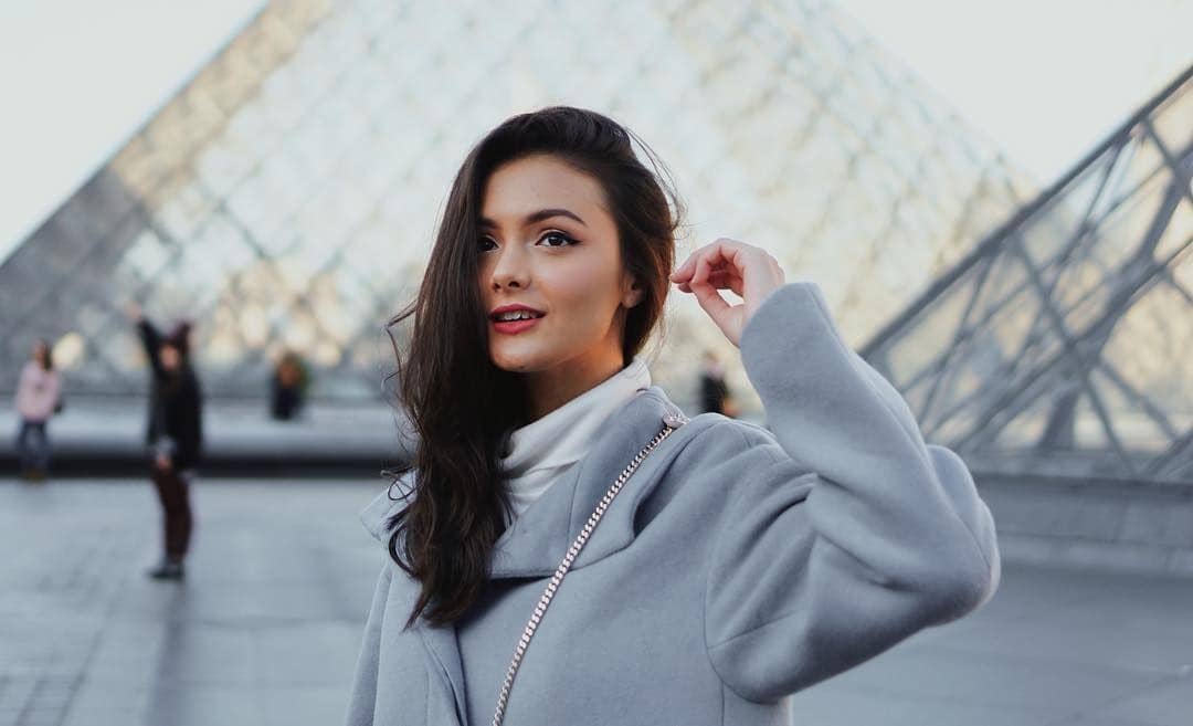 Instagram.com/amandarawles