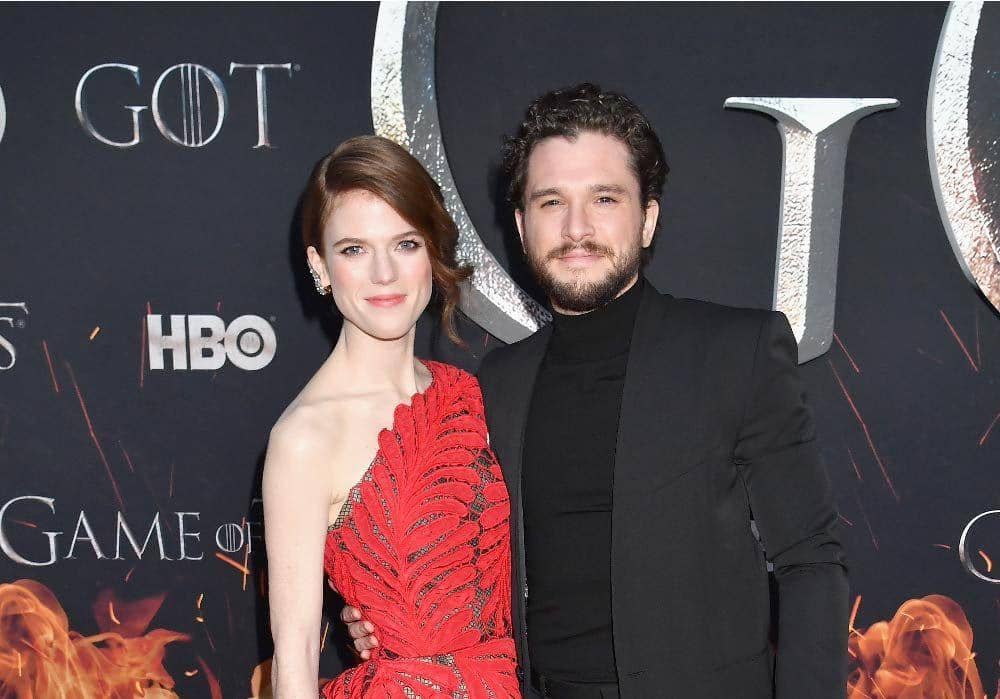 fashionbehindthescene.com