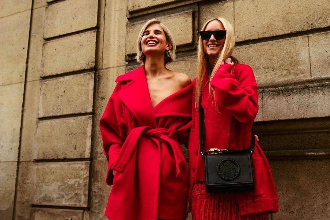 #PopbelaOOTD: Berburu Fashion Item Warna Merah untuk OOTD yang Bold
