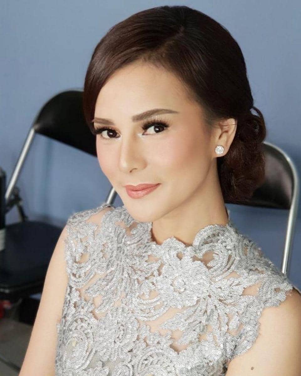 instagram.com/astridtiar127