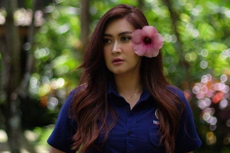 instagram.com/nafaurbach