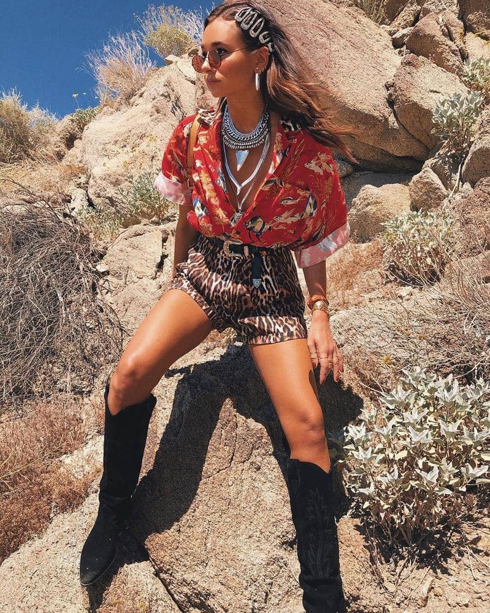 Instagram.com/weworewhat