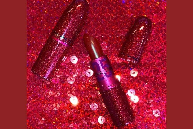 Instagram.com/@maccosmetics