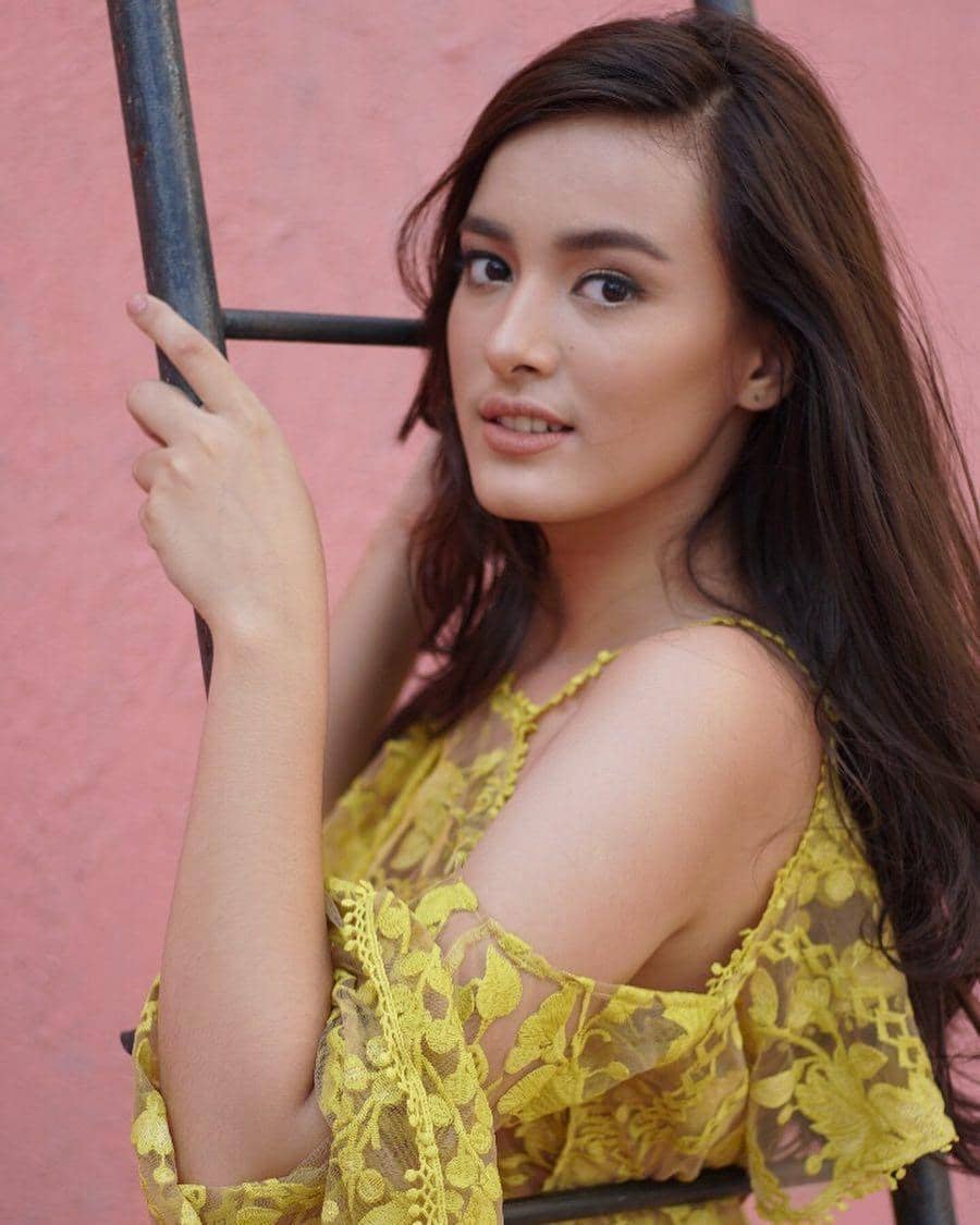 Instagram.com/mawar_eva