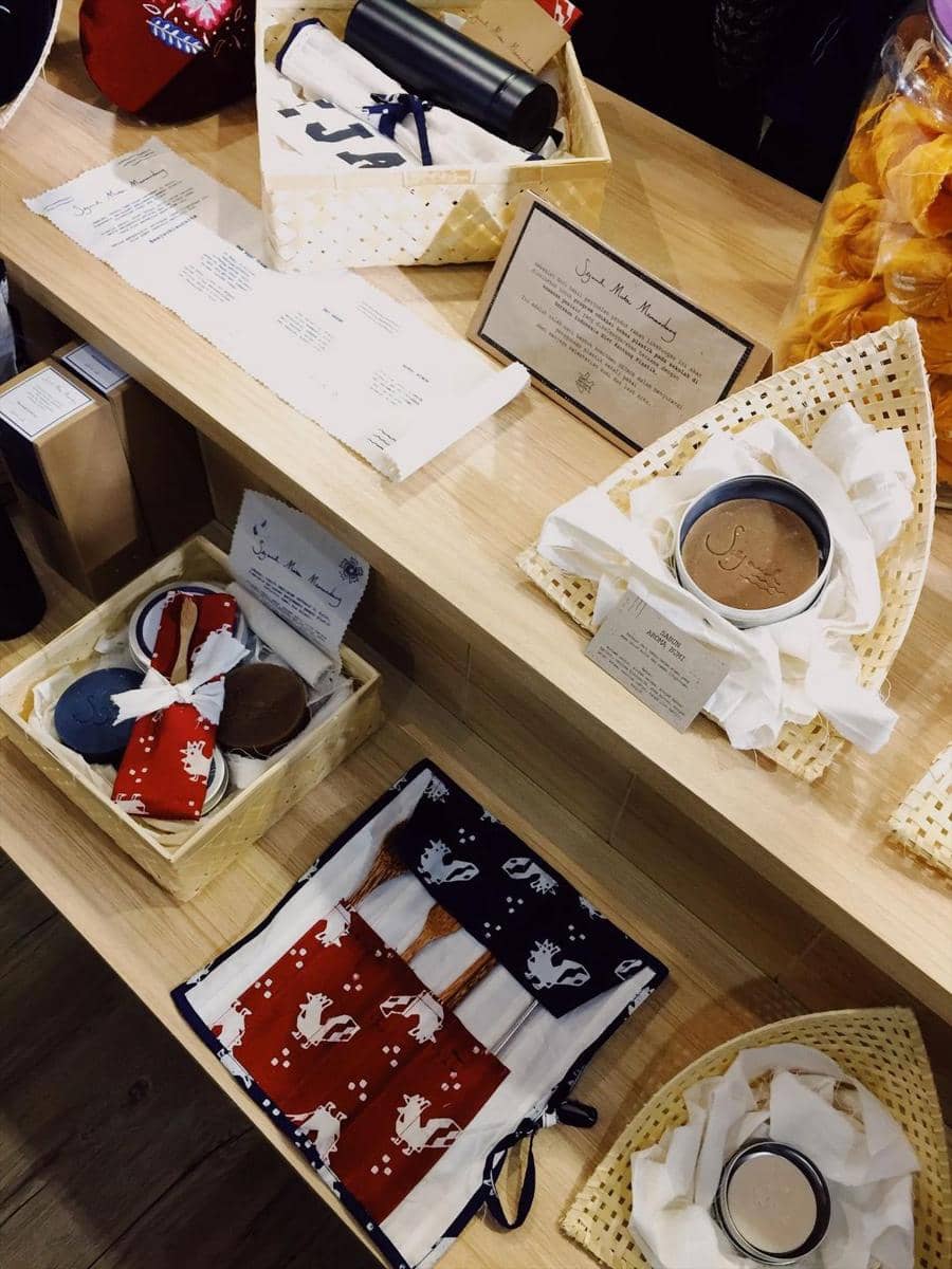 Popbela.com/Michael Richards