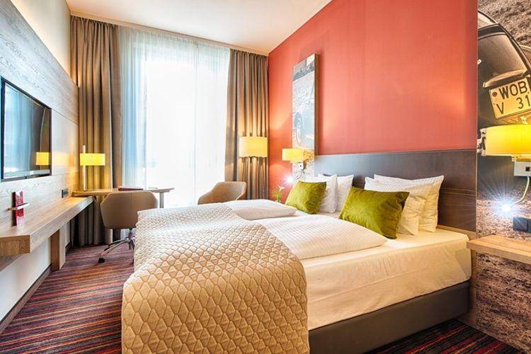 leonardo-hotels.com