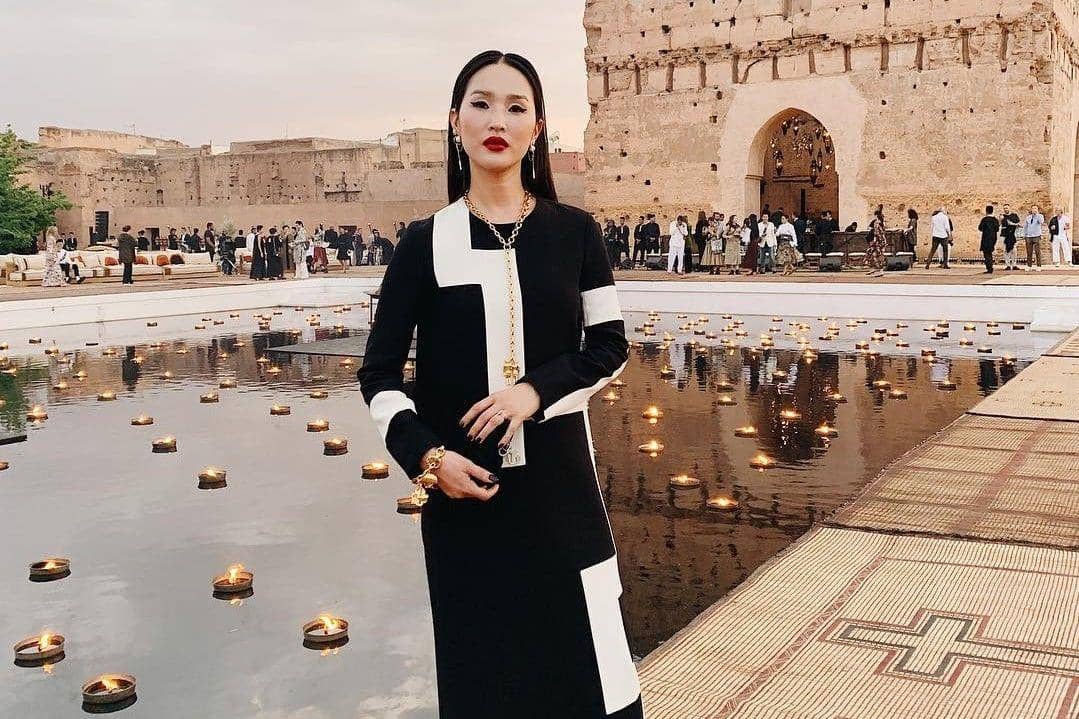 Instagram.com/nicolewarne