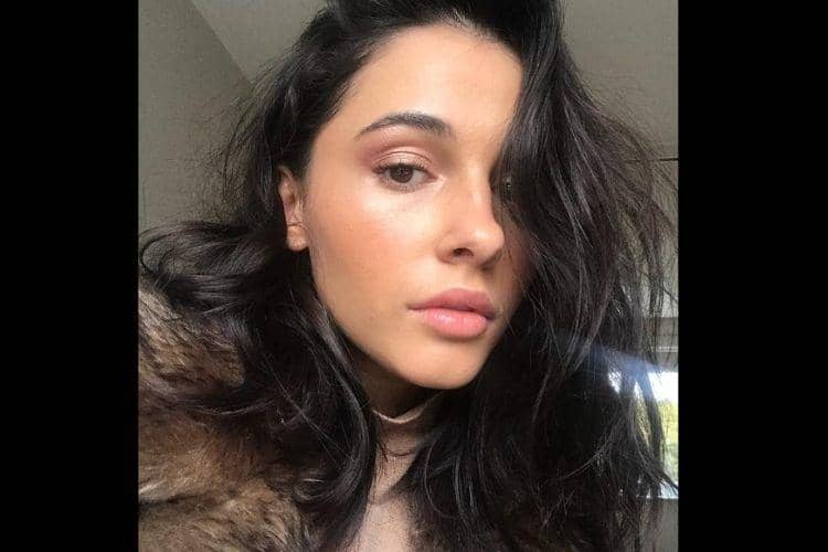 Instagram.com/@naomigscott