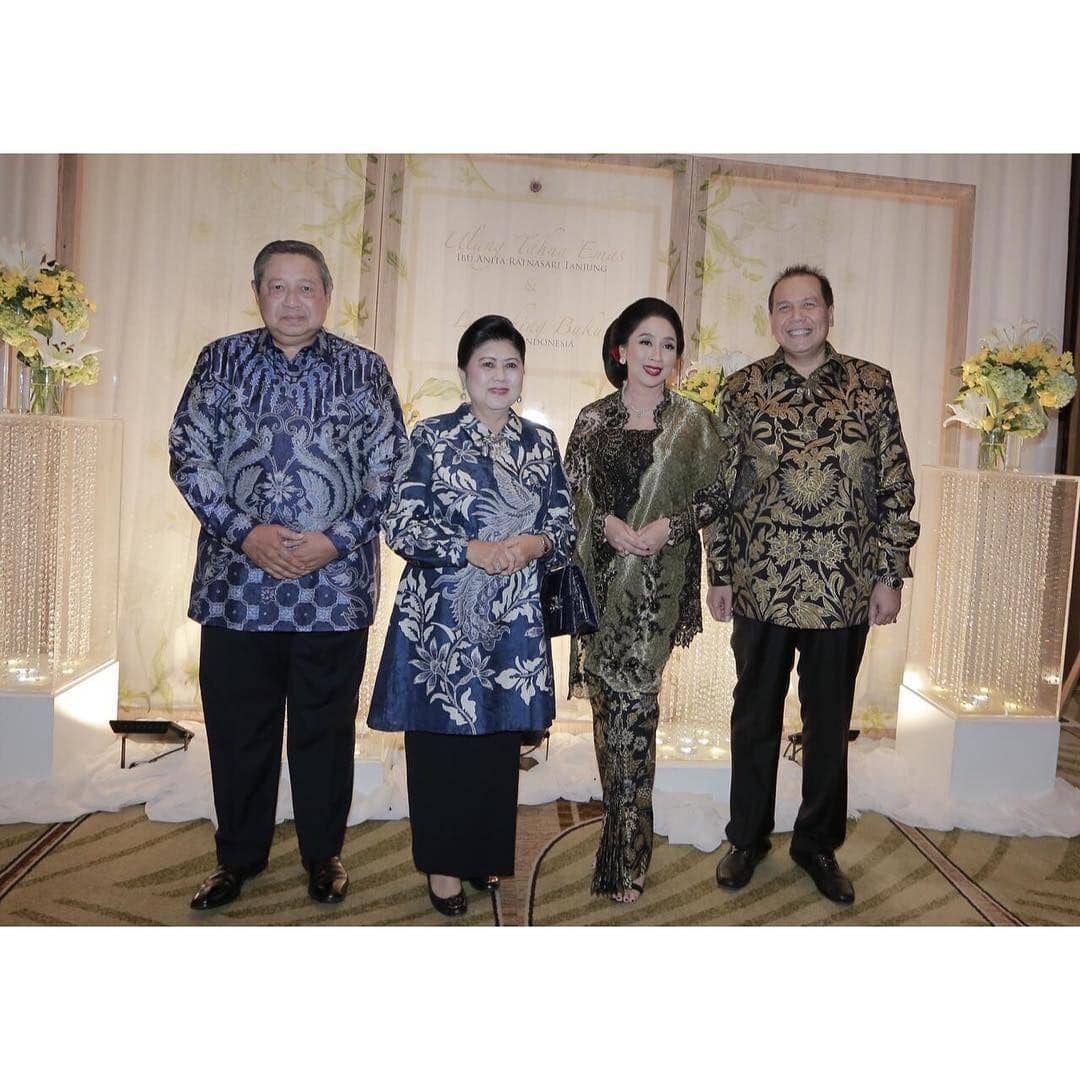 Instagram.com/aniyudhoyono