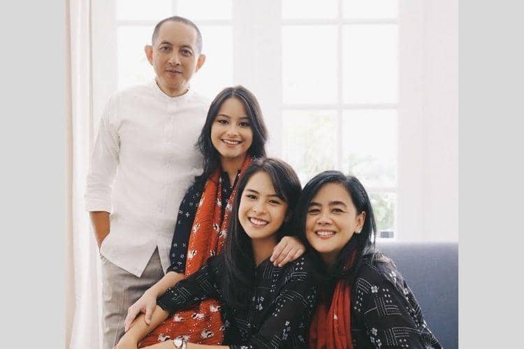 Instagram.com/@maudyayunda