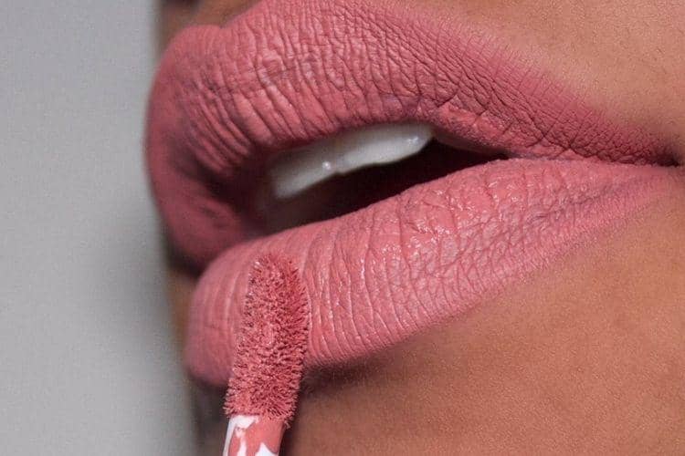 glamorouschickscosmetics.com