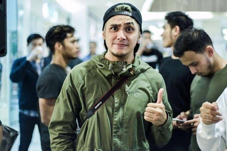 Instagram.com/vickynit13