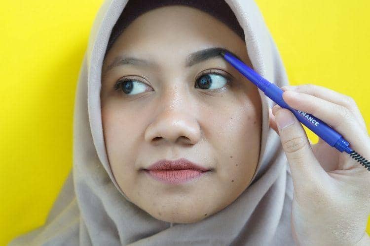 Popbela.com/Jennifer Alexis