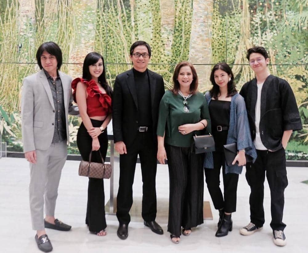 Instagram.com/vicymelanie