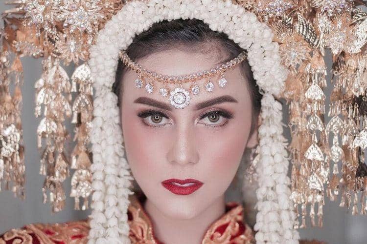 Instagram.com/@vicymelanie