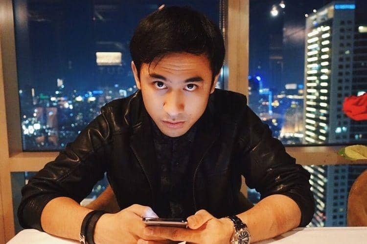 Instagram.com/adesuryaakbarr