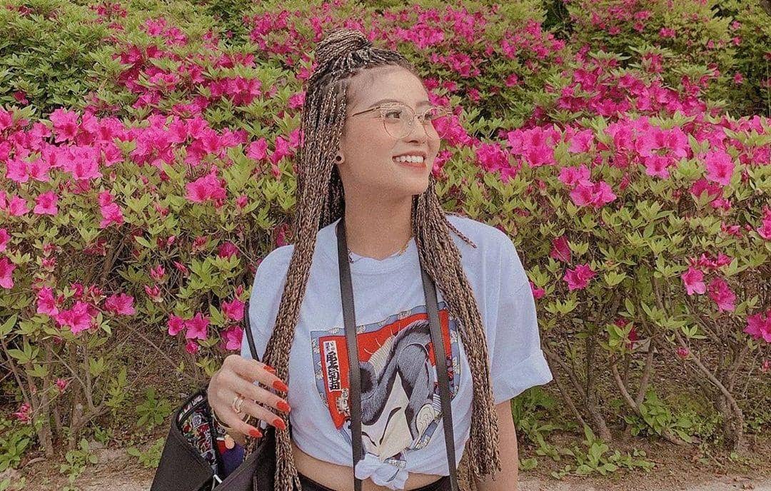 Instagram.com/Awkarin