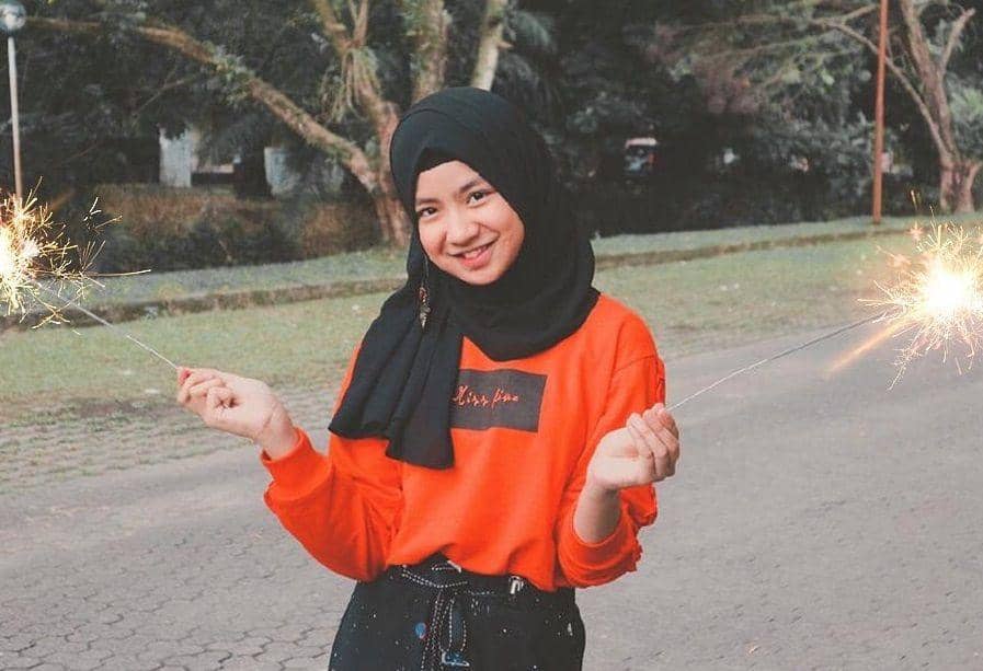 instagram.com/nashwaaaz